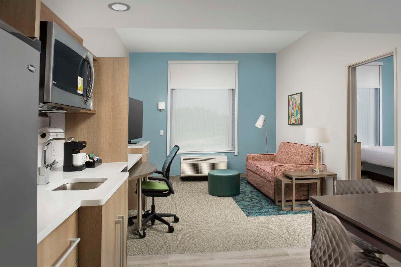 Home2 Suites By Hilton Fort Myers Airport image