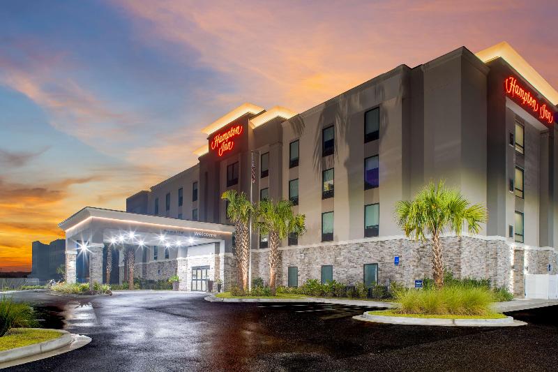 Hampton Inn By Hilton Hardeeville image