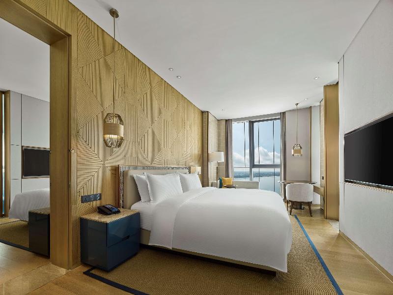 Hilton Hainan Ocean Flower Island image