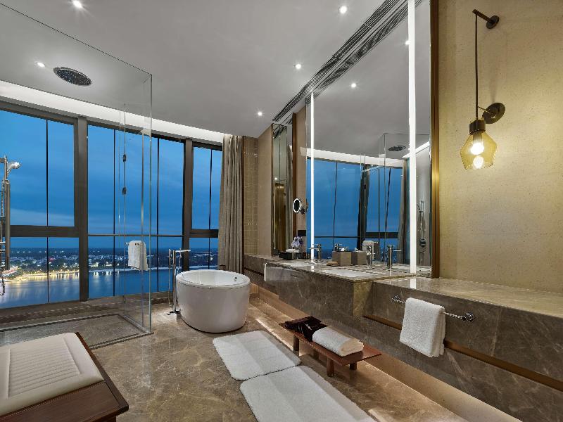 Hilton Hainan Ocean Flower Island image