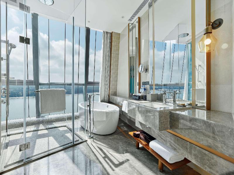 Hilton Hainan Ocean Flower Island image