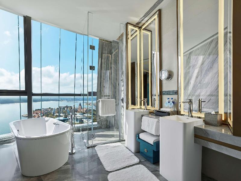 Hilton Hainan Ocean Flower Island image