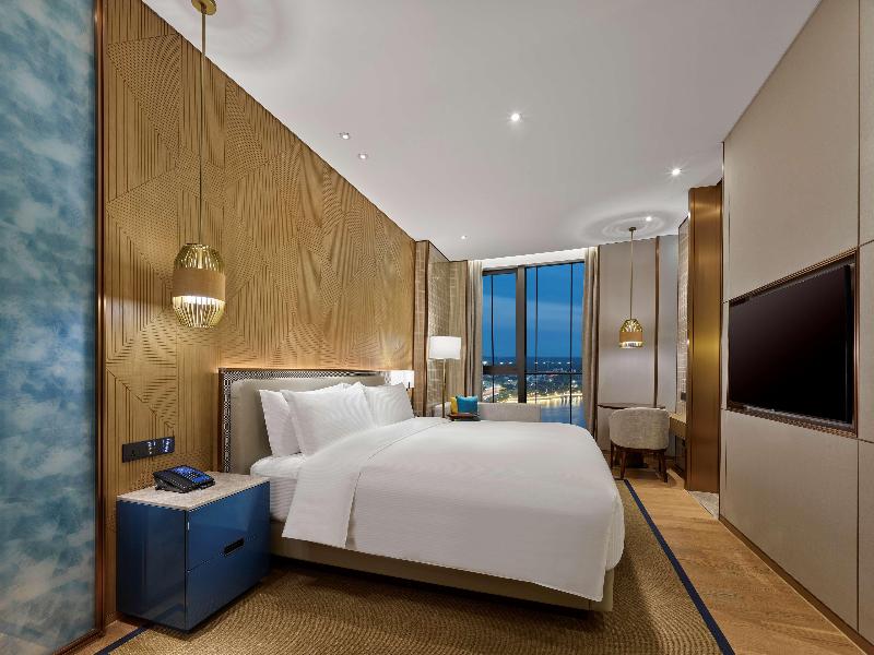 Hilton Hainan Ocean Flower Island image