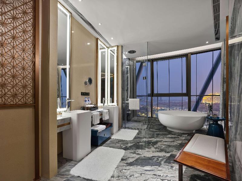 Hilton Hainan Ocean Flower Island image