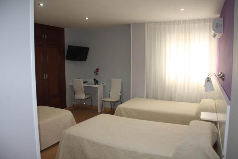 Hostal Verona image
