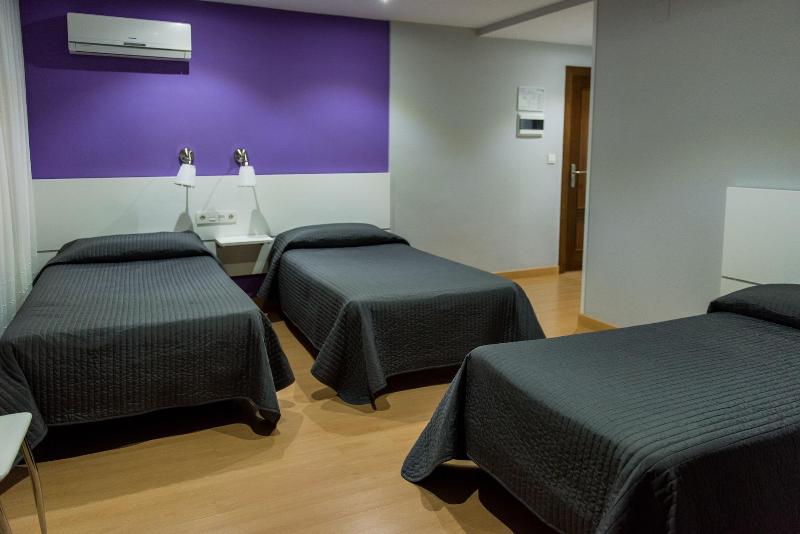Hostal Verona image