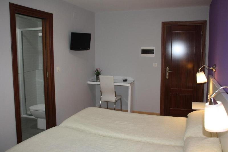 Hostal Verona image