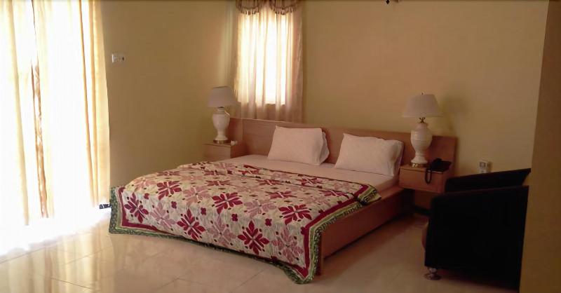 Meridian Drive Hotel image