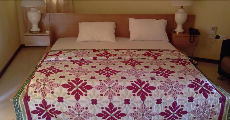 Meridian Drive Hotel image