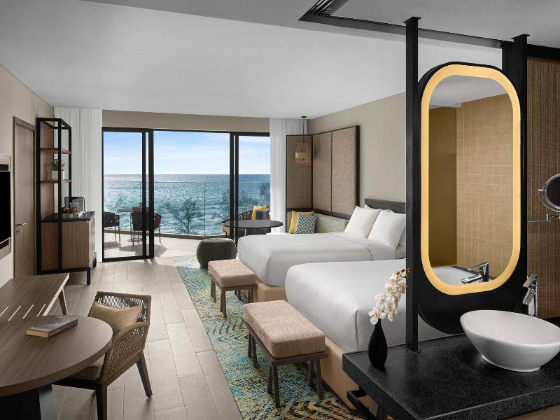 Crowne Plaza Phu Quoc Starbay Vietnam image