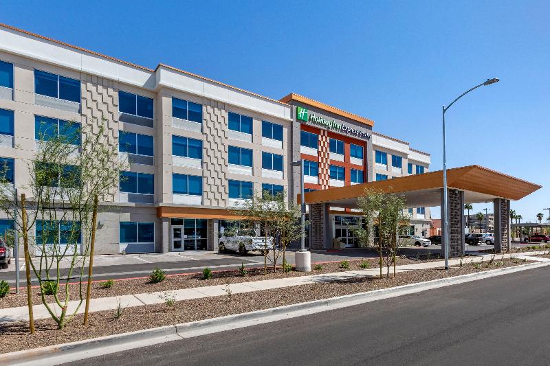 Holiday Inn Express Phoenix Dwtn State Capitol photo 15