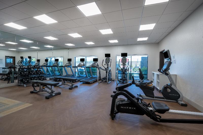Holiday Inn Express & Suites Gilbert Mesa Gateway image