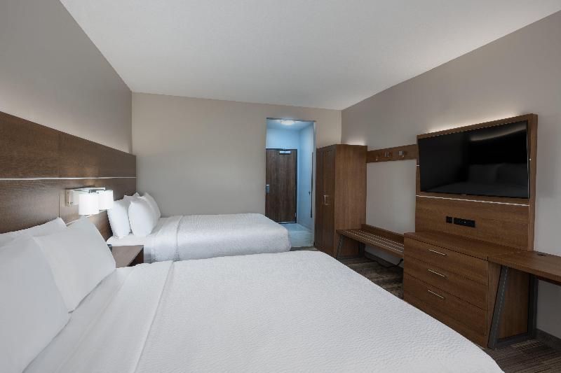 Holiday Inn Express & Suites Gilbert Mesa Gateway image