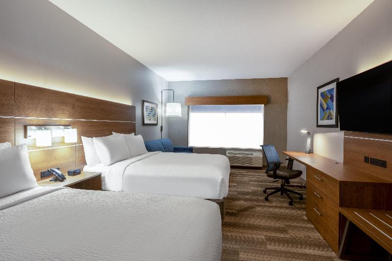 Holiday Inn Express & Suites Gilbert Mesa Gateway image