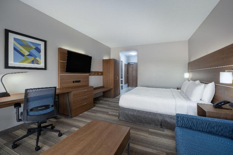 Holiday Inn Express & Suites Gilbert Mesa Gateway image
