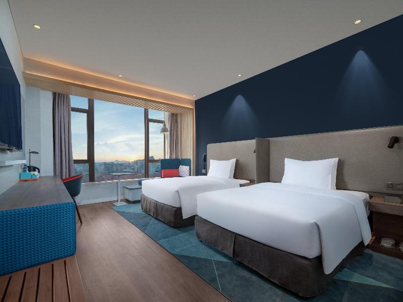 Holiday Inn Express Jinjiang Anhai image