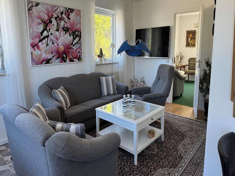 Hine Bakke Guest House image