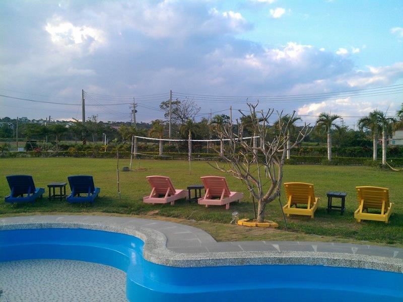 Bohemian Holiday Inn