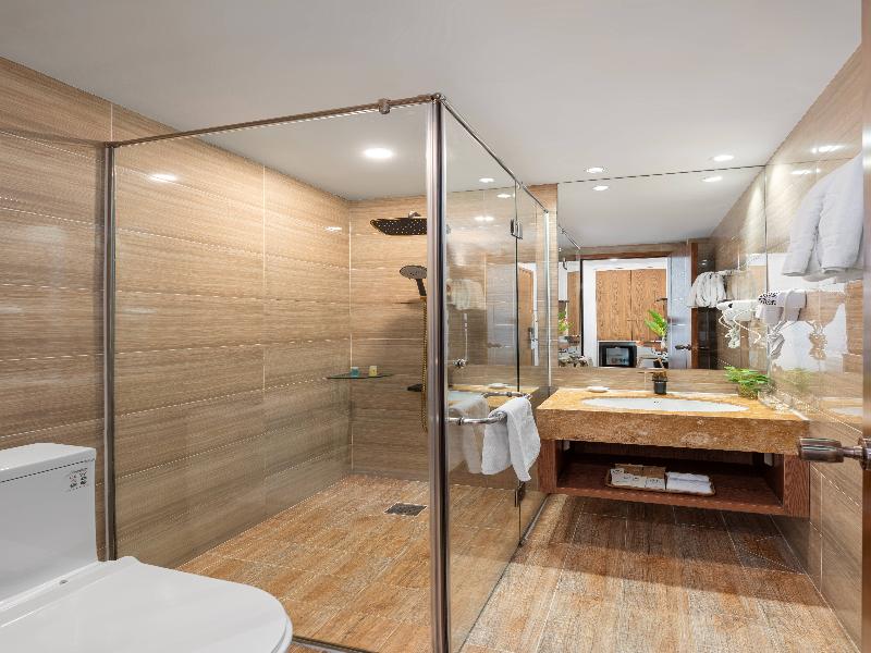 Nesta Hotel Saigon image
