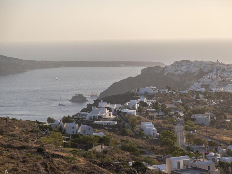 Nimbus Santorini