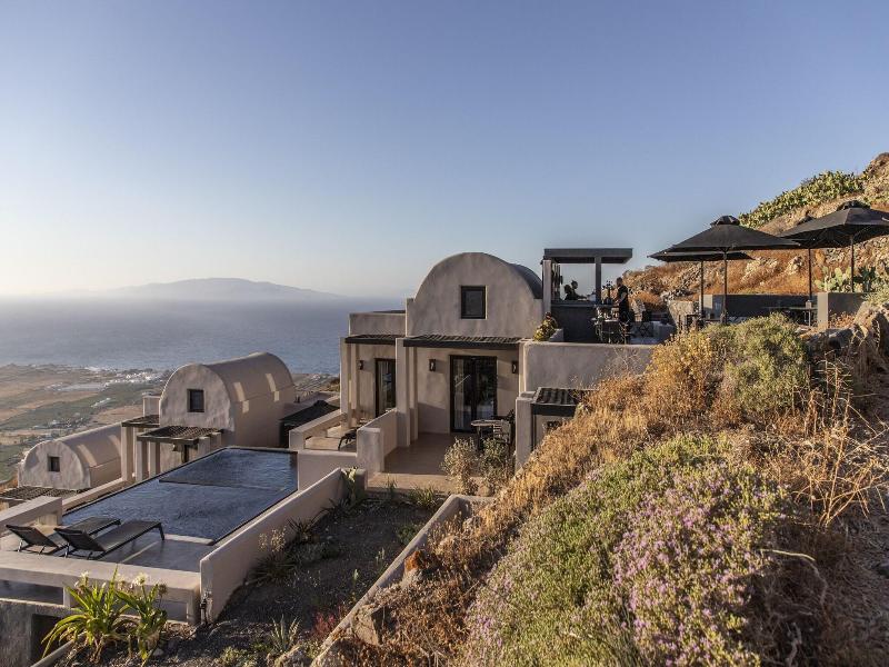 Nimbus Santorini