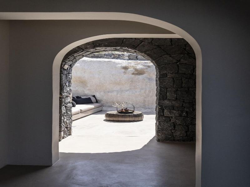 Nimbus Santorini
