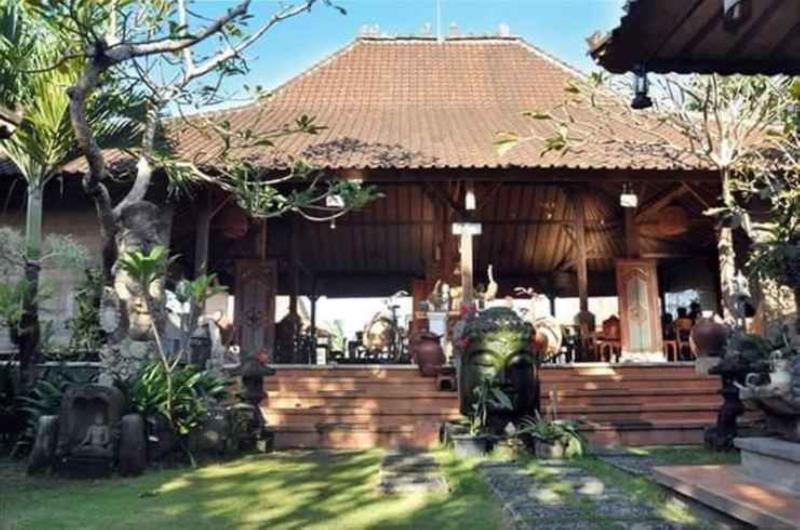 Bali Eco Living Dormitory by ZUZU