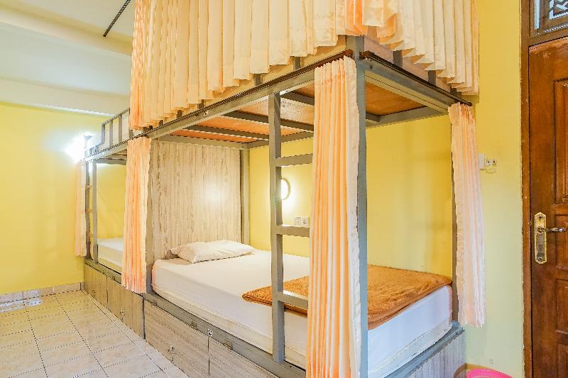 Kememai Hostel by ZUZU image