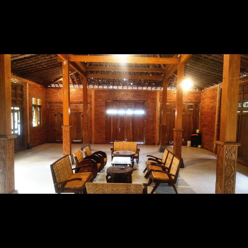 Homestay Wanajaya by ZUZU