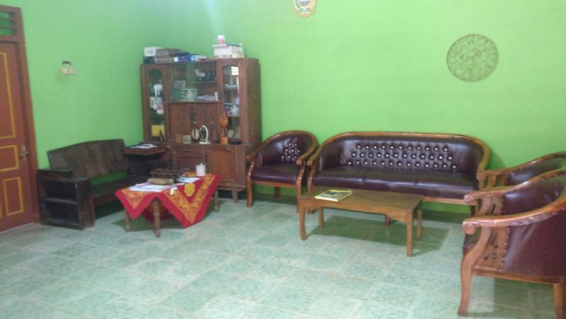 Adji Homestay by ZUZU