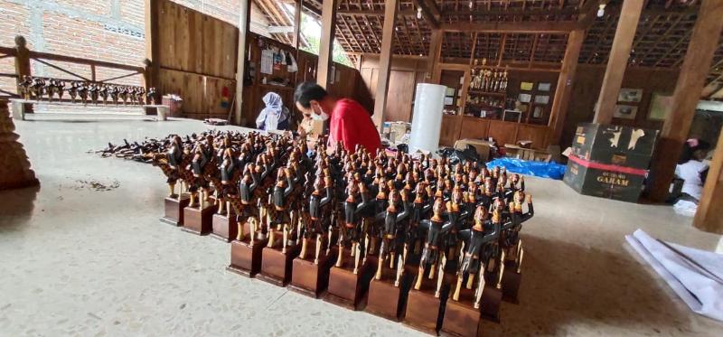 Homestay Sanggar Kajeng Muni Syariah by ZUZU