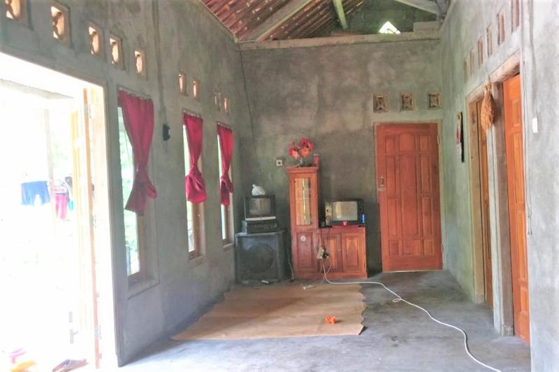 Homestay Sutriono by ZUZU