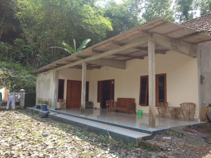 Andesta Homestay by ZUZU