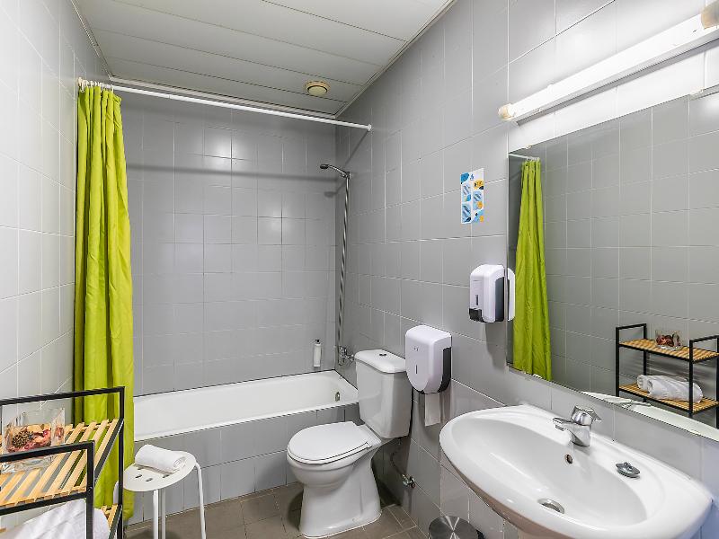 HI Porto - Youth Hostel image