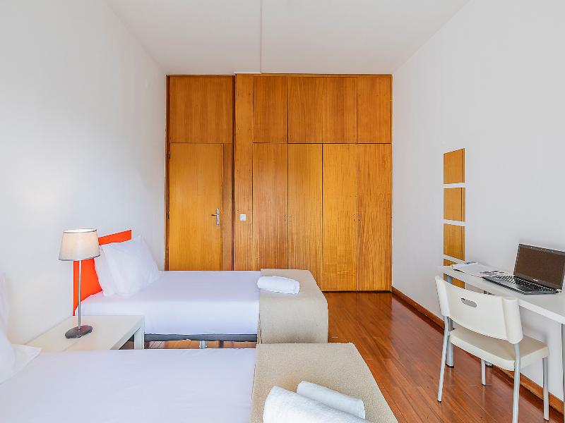 HI Porto - Youth Hostel image