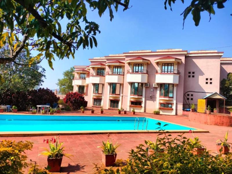 Dhanhills Hotel