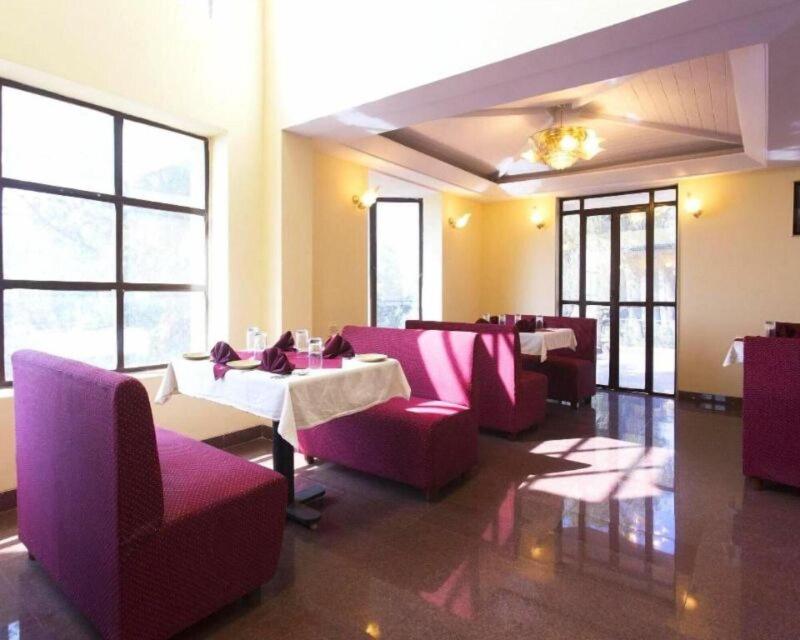 Dhanhills Hotel