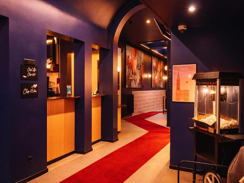 Clap Clap Hotel image