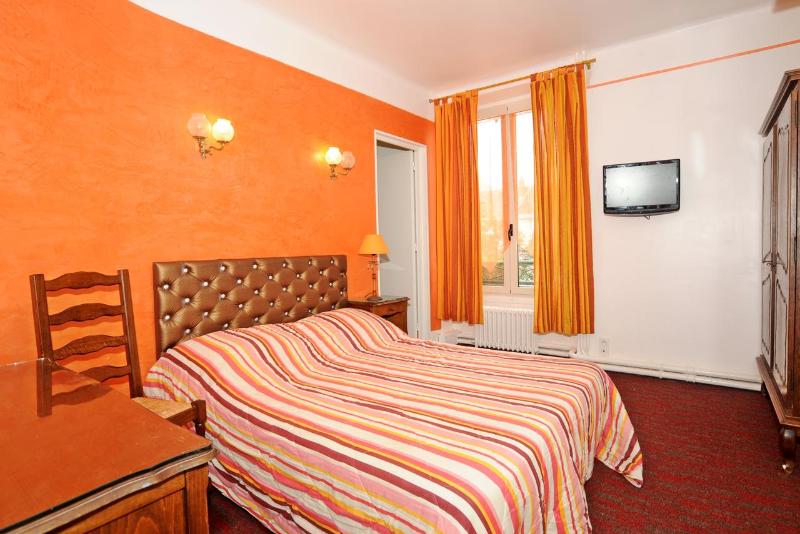 Logis Hostellerie du Grand Sully image