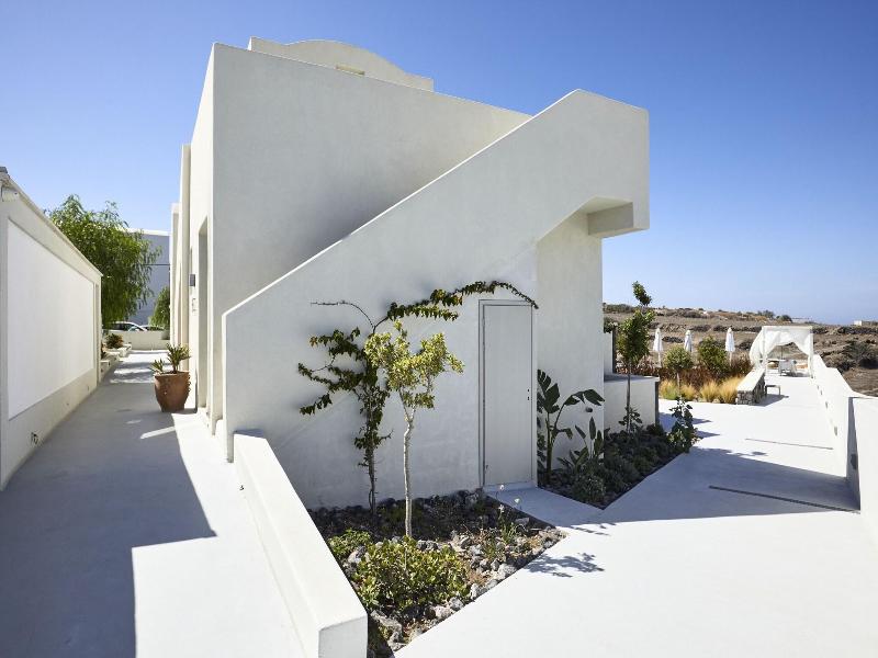 Adorno Oia image