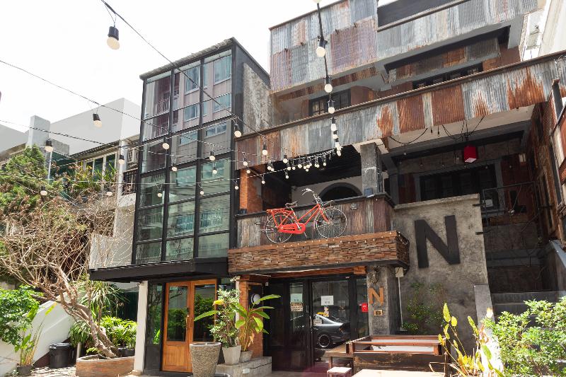 1049 N Nimman 2