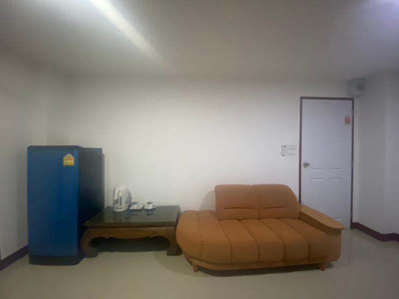 1135 Triple A Residence image