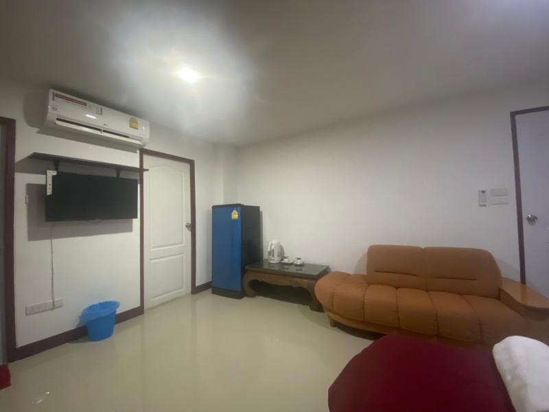 1135 Triple A Residence image
