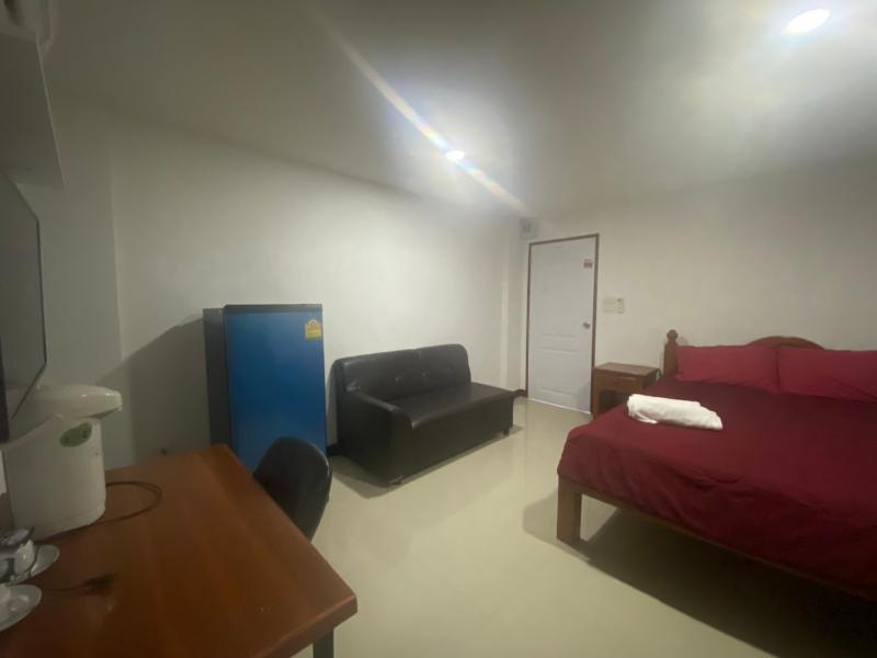 1135 Triple A Residence image
