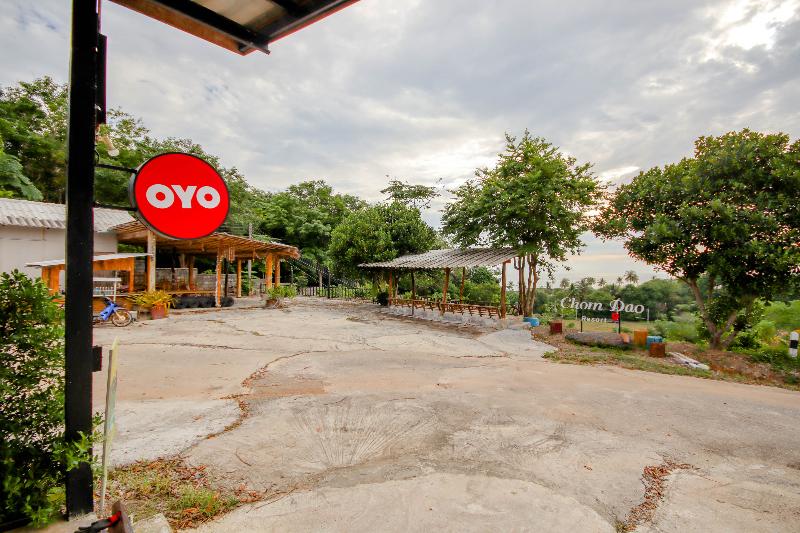 OYO 1082 Chom Dao Resort