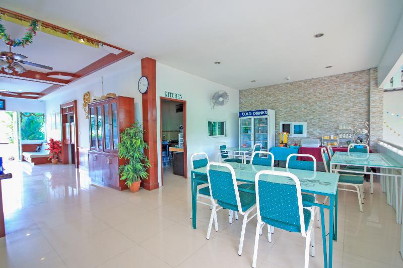 OYO 75361 Phuket Airport Sonwa Resort