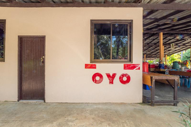 OYO 1108 Lung Chaloem Bangalow