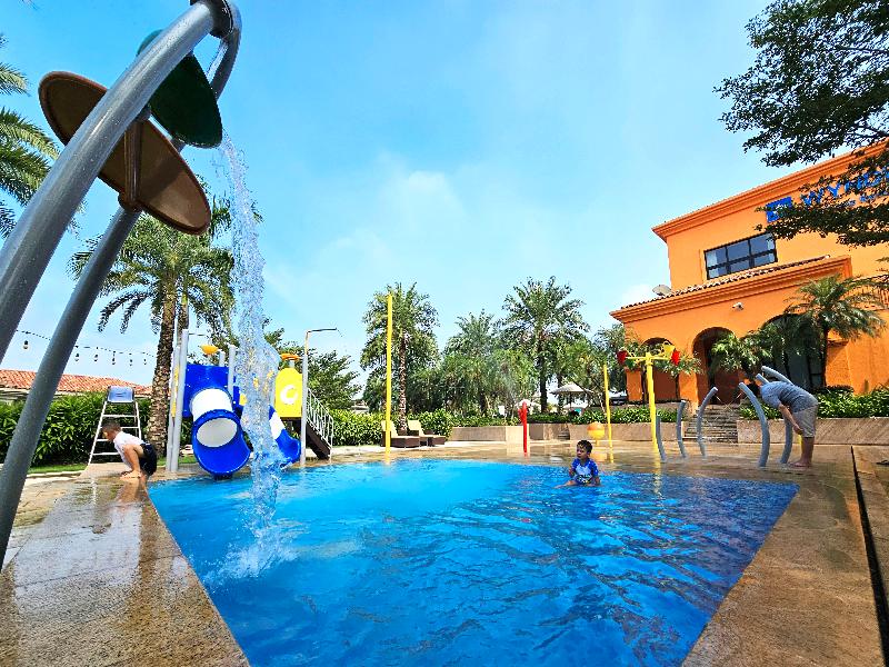 Wyndham Sky Lake Resort and Villas image