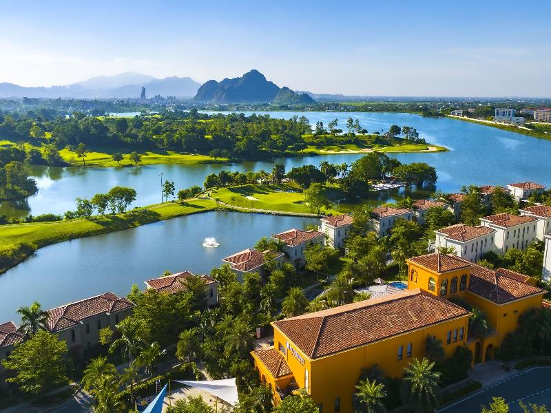 Wyndham Sky Lake Resort and Villas image