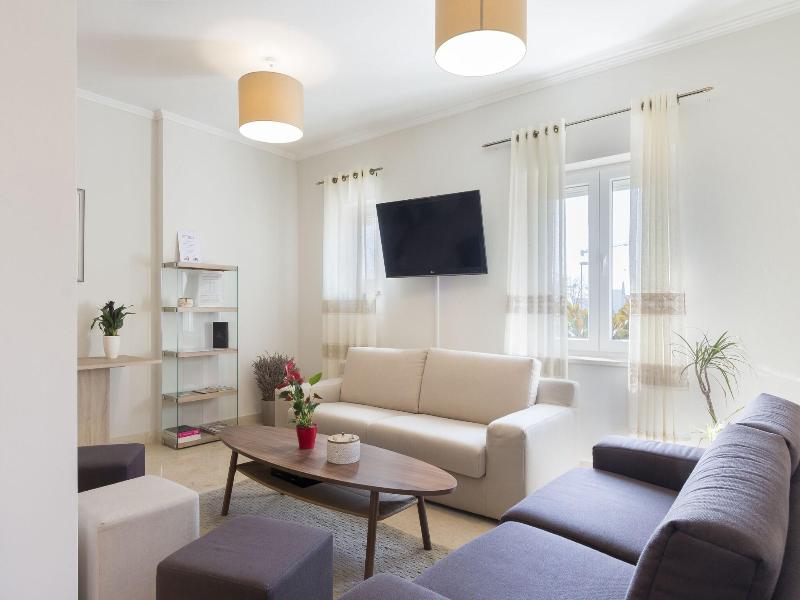 Villa Nina Apartments image